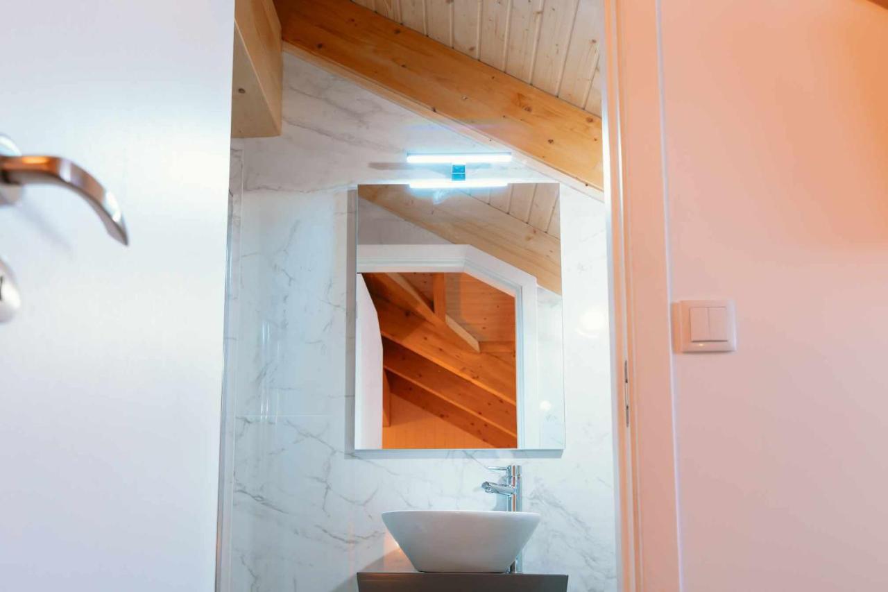 Blue House Ponte De Lima Aparthotel ภายนอก รูปภาพ